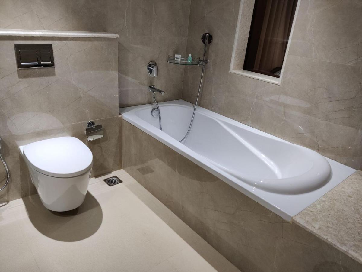 Hotel Issacs Residency Munnar Zewnętrze zdjęcie