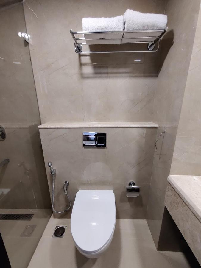 Hotel Issacs Residency Munnar Zewnętrze zdjęcie