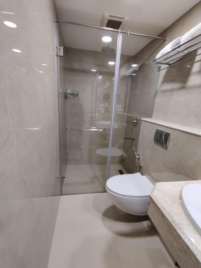 Hotel Issacs Residency Munnar Zewnętrze zdjęcie