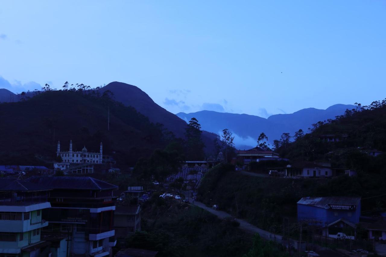 Hotel Issacs Residency Munnar Zewnętrze zdjęcie