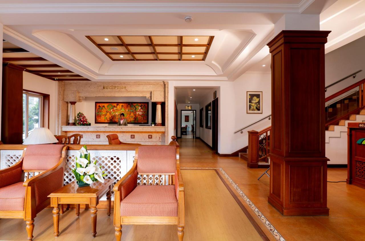 Hotel Issacs Residency Munnar Zewnętrze zdjęcie